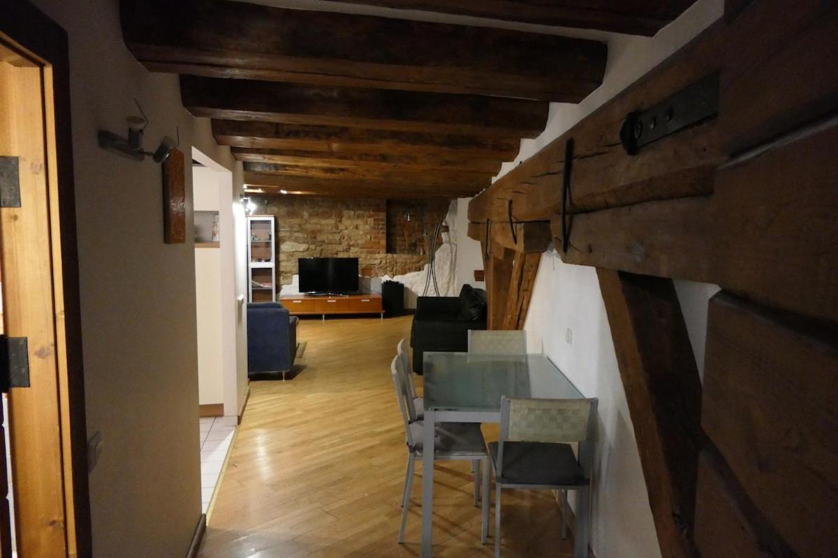 Vintage Barn One-bedroom Flat Butas Riga